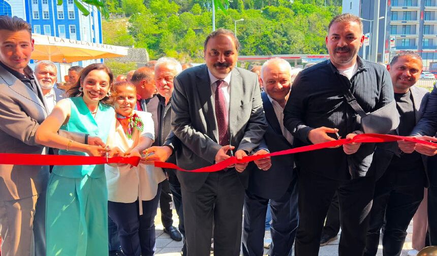 ‘Birchill Marina’ Kozlu sahil yolunda açıldı...