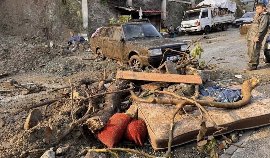 Hatay’da sel felaketi: 2 Ölü...