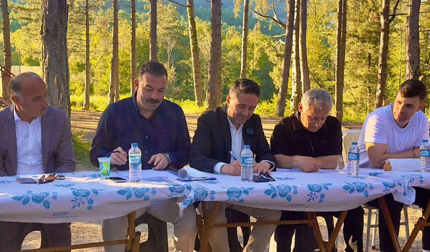 AK Parti Merkez İlçe Danışma Meclisi açıkhavada toplandı