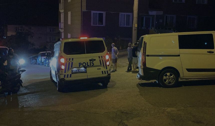 Kurşunların hedefi oldu, saldırıdan yara almadan kurtuldu
