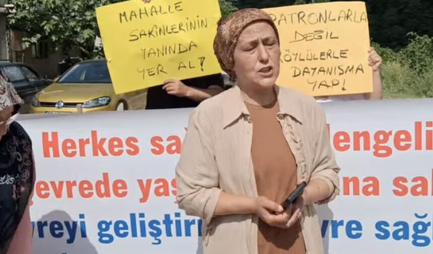 Kamyon isyanı: Kadınlar yol kapattı