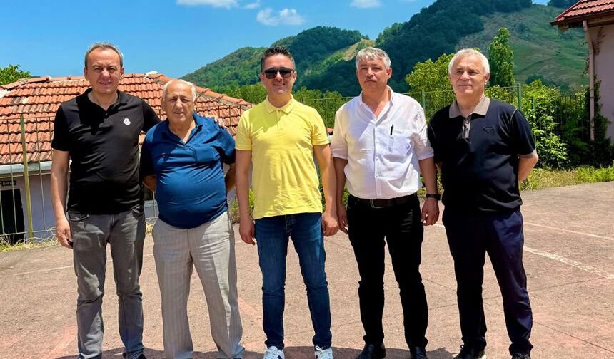 AK Parti heyeti Sofular Köyü’nü ziyaret etti