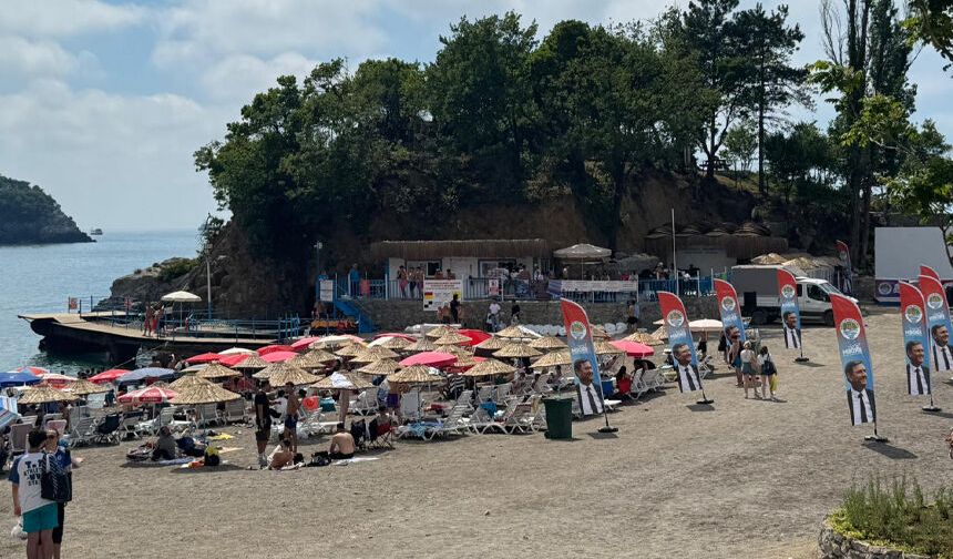 Zonguldak’ta sıcak hava plajları doldurdu