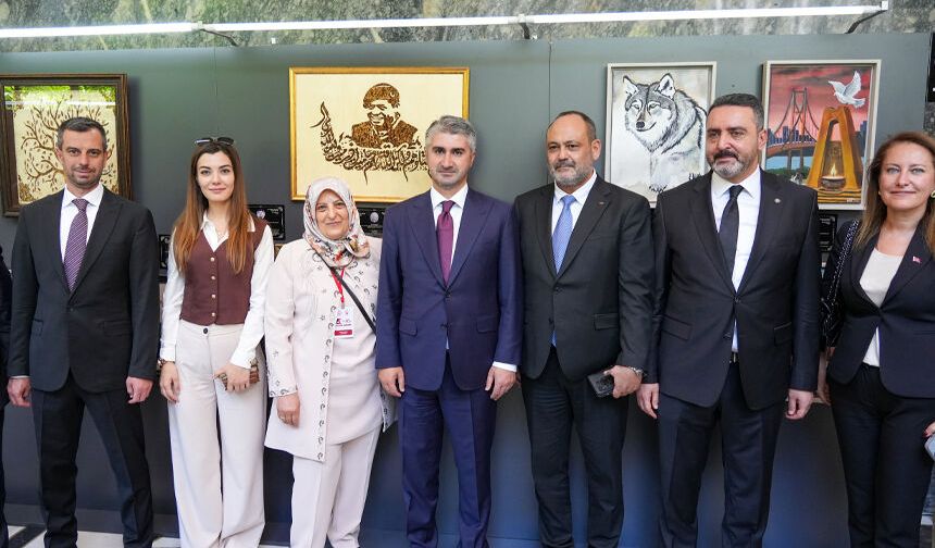 Erdemir’den Şehit Yakınları ve Gazileri sanatla buluşturan projeye anlamlı katkı