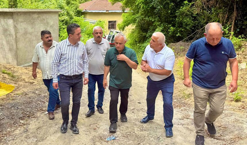 AK Parti Heyeti Kardeşler Köyü'nde su hattı çalışmalarını inceledi