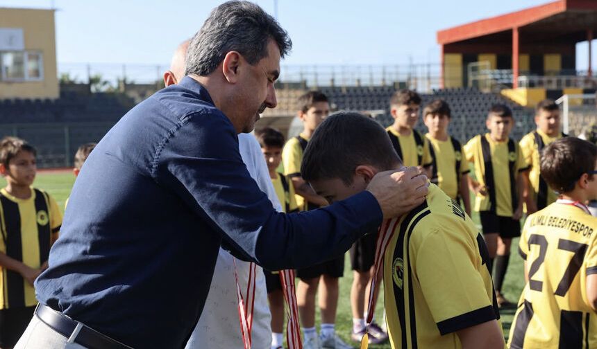 Engin Aygün unutulmadı: Yaz Futbol Okulu sona erdi