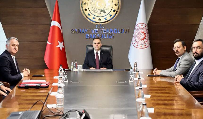 Milletvekili Bozkurt, Kandilli’nin projelerini Sanayi Bakanı Kacır'a iletti
