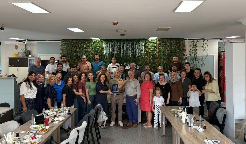 Sevilen personele veda yemeği düzenlendi