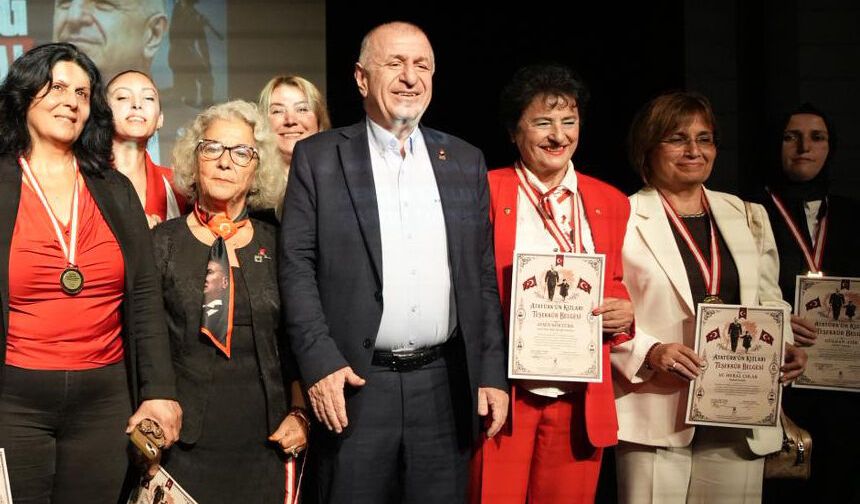 Zonguldak’ta “Atatürk’ün Kızları” buluştu: 9 kadına Zafer Madalyası