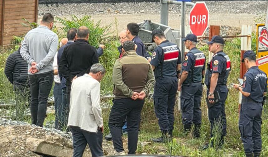 Kadıoğlu’nda hemzemin geçit için ikinci adım: Jandarma bölgeye gitti