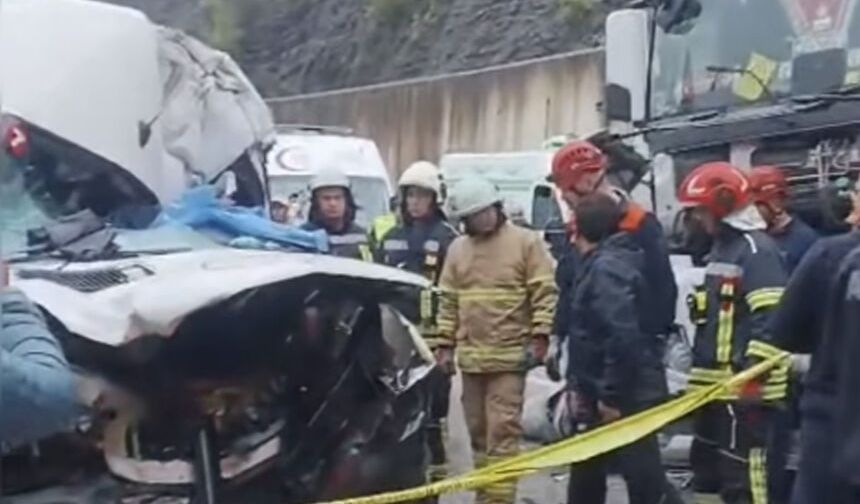 Karabük yolu tüneller mevkiinde kaza: 1 ölü, 8 yaralı