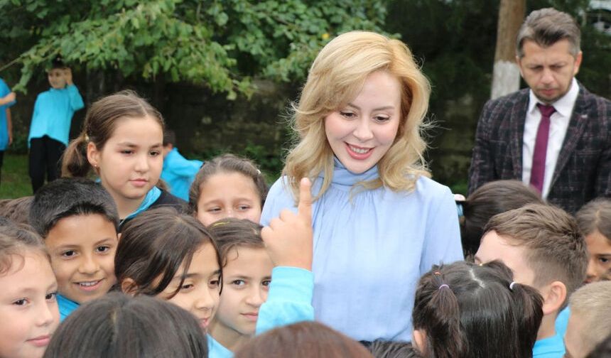 Gökçebey'de kaymakam Şıktaş'tan okullara moral ziyareti
