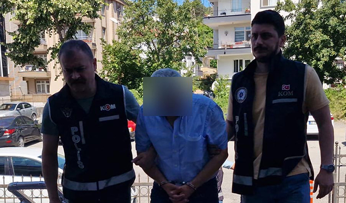 Müzemüdürüahmetmercann