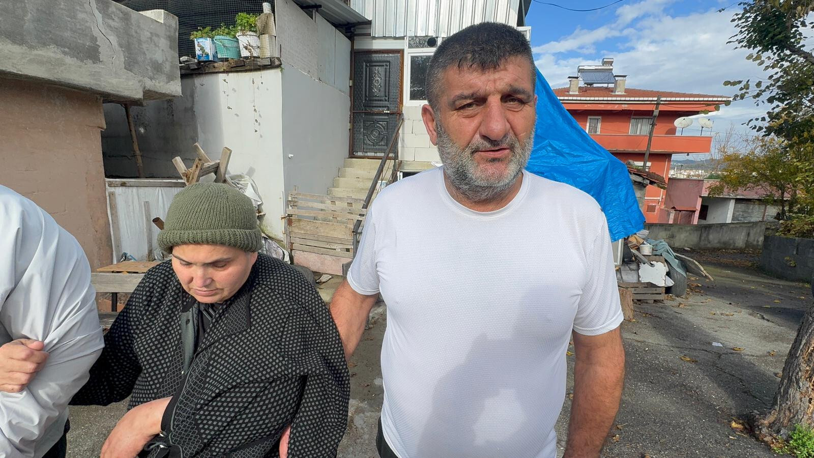 Alapli Da Emine Duman A Uveit Teshisi Esi Yetkililerden Yardim Bekliyor 3406