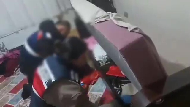 Sinavsiz Ehliyet Ilaniyla Sosyal Medyada Tuzaga Dusurup 780 Bin Tl Dolandirdilar 3741