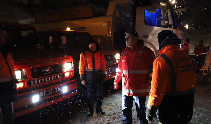 Kar Tahsinerdem Zngda